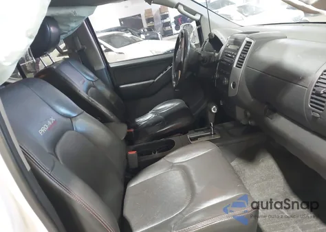 2012 Nissan Frontier Pro-4X z USA, uszkodzony, nr VIN 1N6AD0EV9CC411359